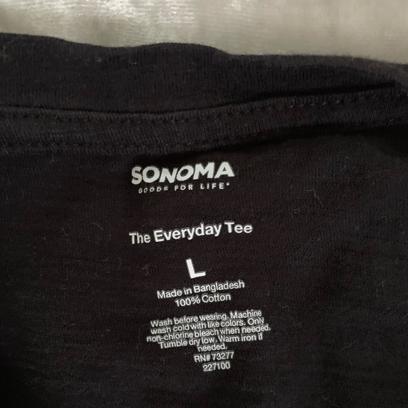 D O N A T E D Sonoma long sleeve v neck size large tee shirt EUC - Picture 4 of 6